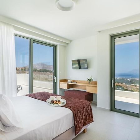 Luxurious Villa Cretan Aura With Private Heated Pool, Jacuzzi And Playroom Agios Ioannis  Экстерьер фото