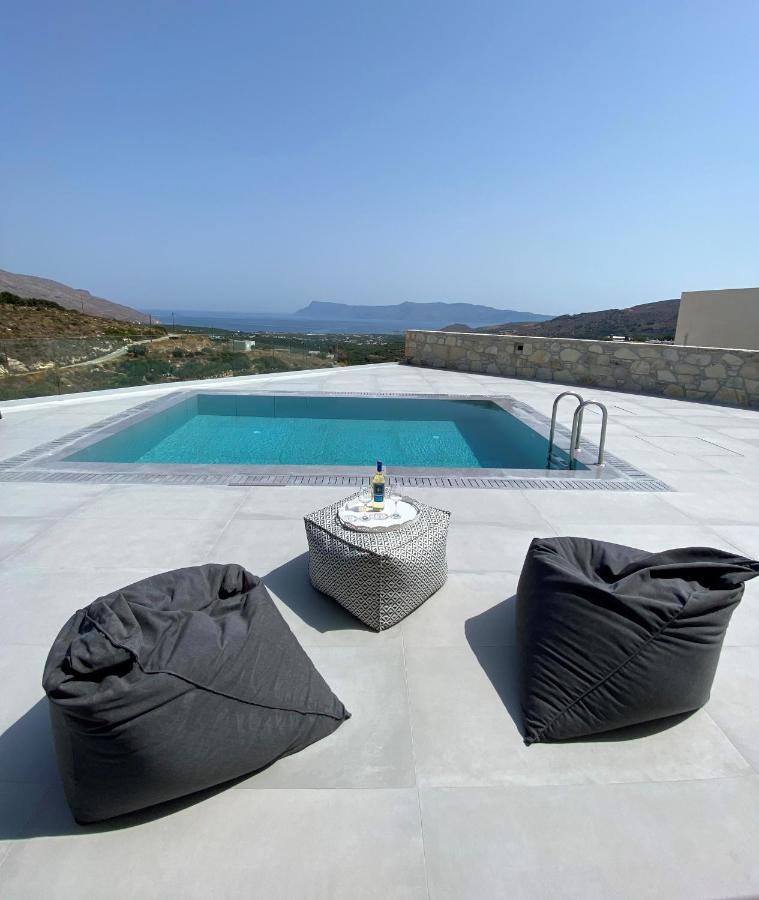 Luxurious Villa Cretan Aura With Private Heated Pool, Jacuzzi And Playroom Agios Ioannis  Экстерьер фото