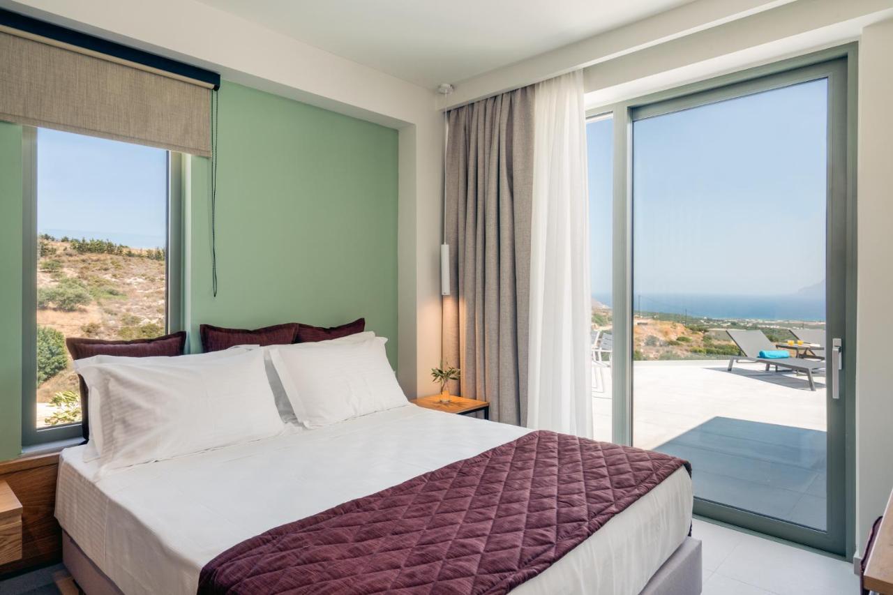 Luxurious Villa Cretan Aura With Private Heated Pool, Jacuzzi And Playroom Agios Ioannis  Экстерьер фото